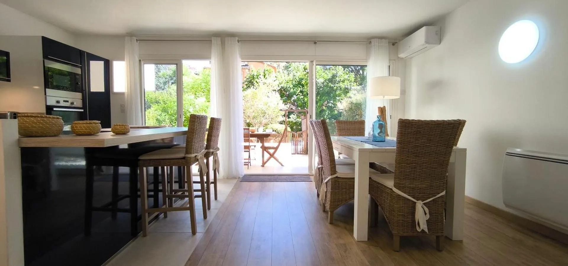 Le Ptit Paradis D'Emma - Grand T3, Parking, Terrasse Cassis 0*,  Francia